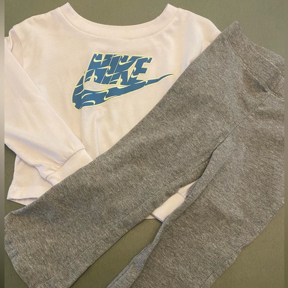 Nike Kids Heather Gray Leggings & long sleeve shirt - Picture 1 of 4